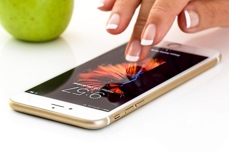 Smartphonehoesjes kan je kopen in vele kleuren en maten