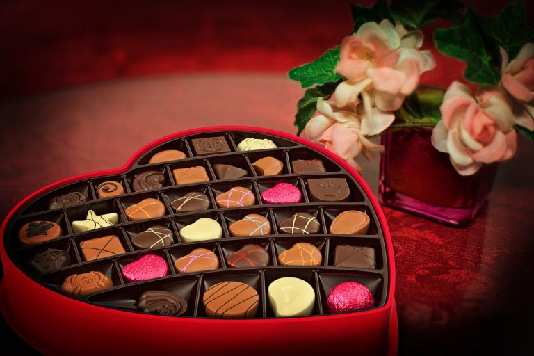 Romantische cadeaus om jullie eerste verjaardag samen te vieren