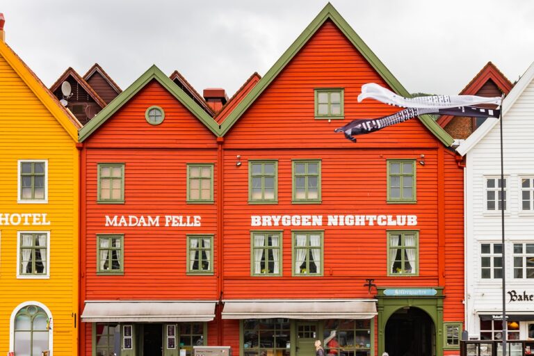 Wanneer moet je jouw gevel laten reinigen?