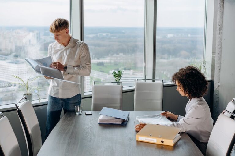 Wat maakt een geschikte kandidaat voor de functie van financieel administatief medewerker?